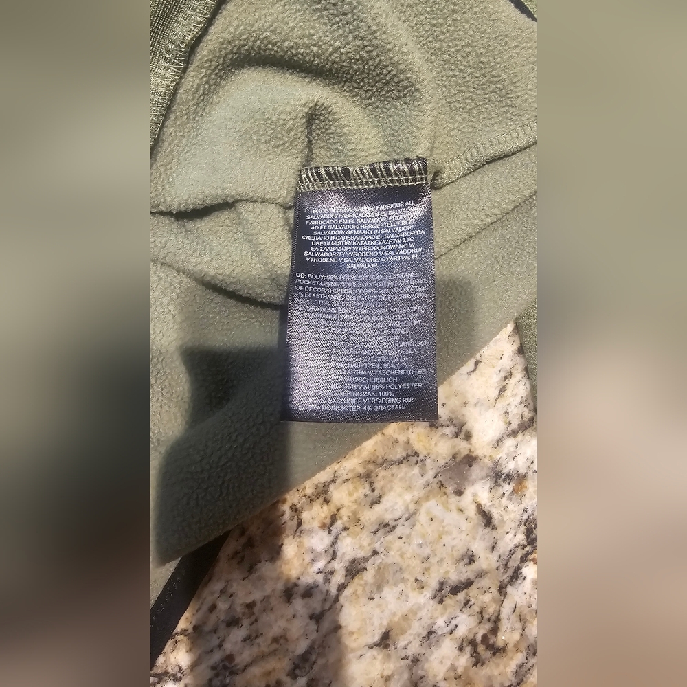 The North Face Women's Skyline Full-Zip Fleece Jacket. Size Med - Picture 5 of 9
